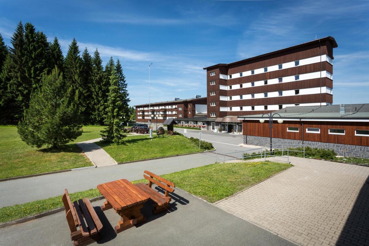 Hotel Sportpark Rabenberg Breitenbrunn  Exterior foto